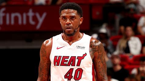Why is udonis haslem still on the miami heat roster? Report: Udonis Haslem signs one-year deal to return with the Miami Heat for a 17th season | NBA ...