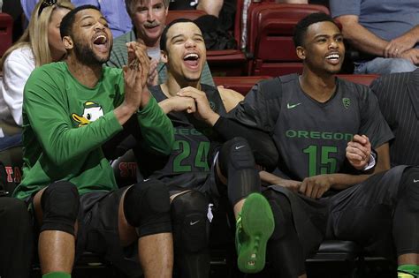 oregon ducks making a late season push for inclusion in ap men s basketball top 25