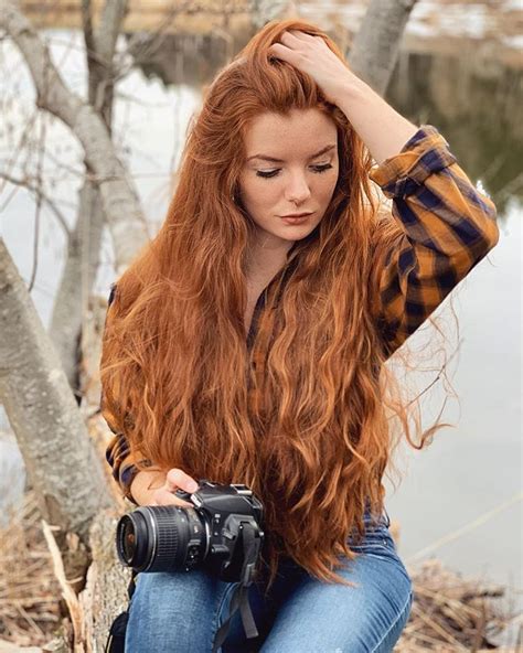 Hot For Ginger Op Instagram Meet The Dazzling Laura Roxanna From