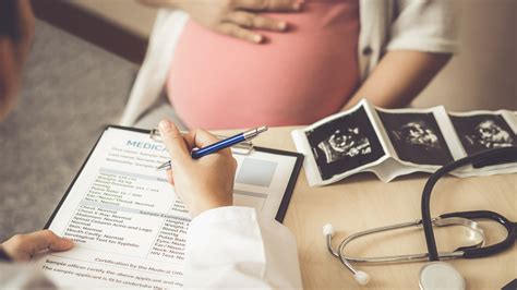 Heres What Really Happens During Your First Prenatal Appointment