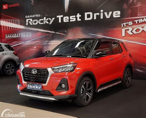 Test Drive Daihatsu Rocky R Ads Mt Transmisi Manualnya