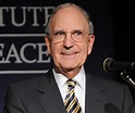George J. Mitchell Biography - Facts, Childhood, Family Life & Achievements