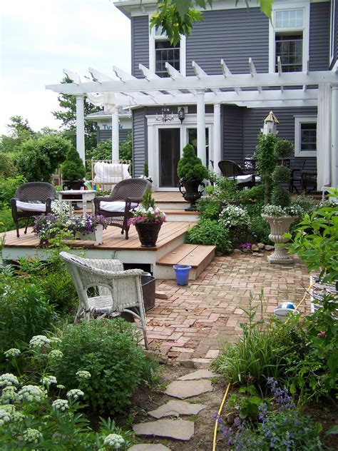 30 Front Yard Front Patio Ideas
