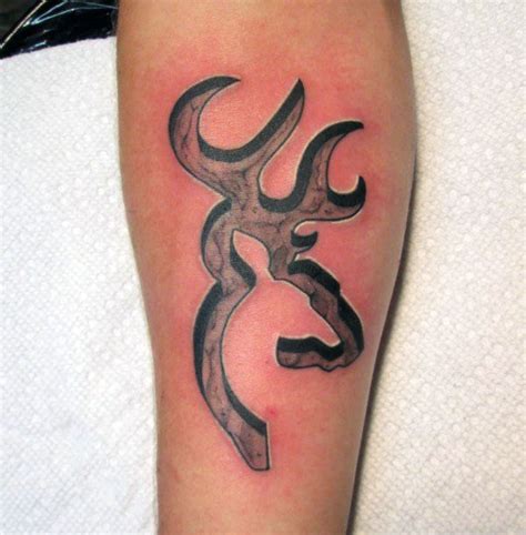 40 Browning Tattoos Für Männer Deer Ink Design Ideen Mann Stil Tattoo Browning Tattoo