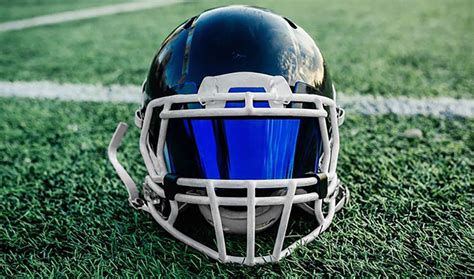 Explore a range of football helmet visors in various designs and colors. 5 Best Football Helmets in 2020 - Pick Helmet