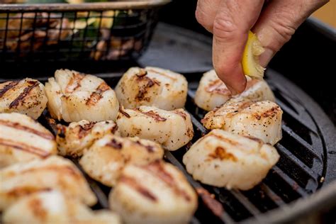 Grilled Sea Scallops Grilling Recipes Lgcm