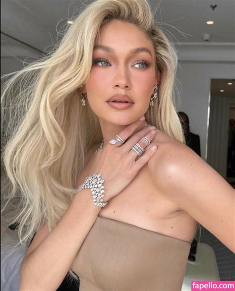 Gigi Hadid Aaliyahhadid Gigihadid Nude Leaked OnlyFans Photo 309