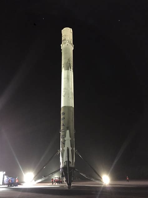 New Photos Of Spacex Booster Show Sooty But Undamaged Rocket Ars Technica