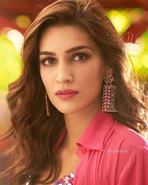 Instagram Post By Kritisanon • Apr 8 2019 At 532am Utc Beautiful Bollywood Actress Most