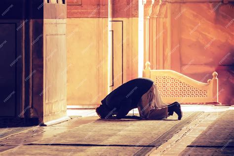 Premium Photo The Muslim Prayer For God In The Mosque Old Iranian Muslim Is On His Knees