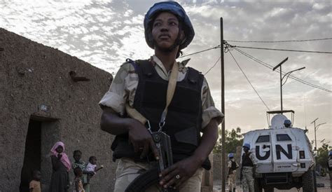 الأمم المتحدة تدين بشدة الهجوم على معسكر في شمال مالي وإصابة قوات من حفظة السلام إدارة الأمم