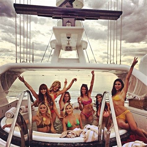 Entourage Movie Yacht Party The Bikini Clad Behind The Scenes Photos
