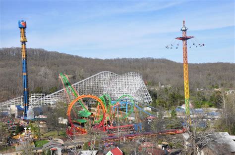 Coffin Challenge Six Flags St Louis Will Award 300 Prize For Spending 30 Hours In A Coffin