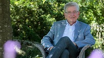 Porträt: Ex-Minister Thomas Goppel: Der Vielbeschäftigte | Augsburger ...