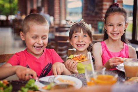 6 Kid-Friendly Places to Eat in Indy - TalkToTucker.com