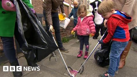 Three Year Old Matilda Rusby Spurs Mass Clean Up Bbc News