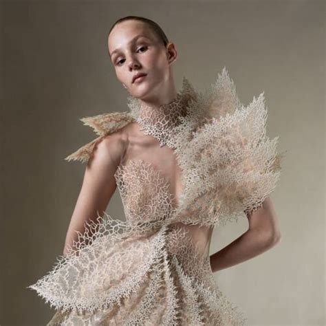 Iris Van Herpens 3d Printed Fashion Creations Combine Haut Couture And