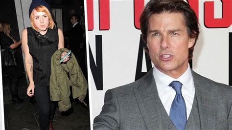 Wheres Dad Tom Cruise Absent From Daughters Shock London Wedding