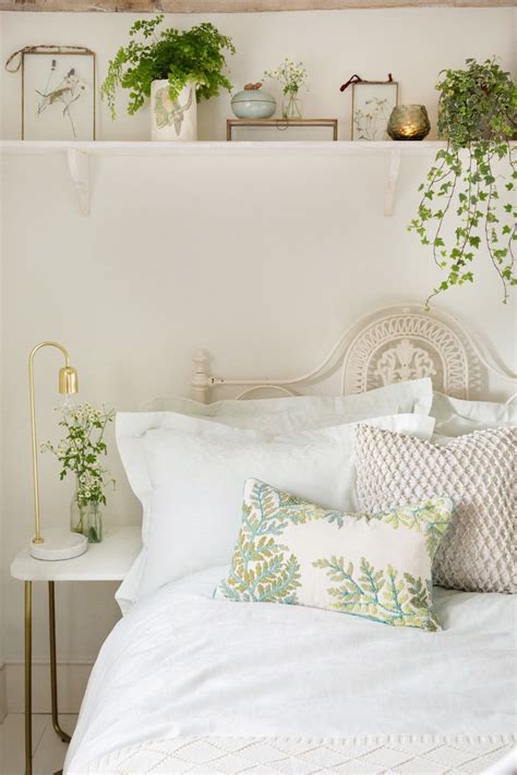 Greenhouse Trend Fresh White Botanical Bedroom Decor Ideas Remodel