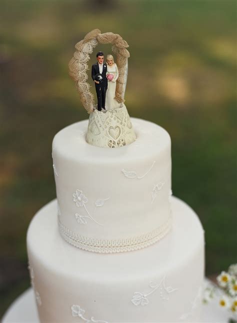 Vintage Style Wedding Cake Toppers