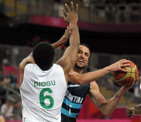 La selección venció ayer a polonia y se clasificó a los cuartos de final del mundial de china, donde mañana pero, además, el equipo de sergio hernández pudo cumplir este lunes otro gran objetivo: Básquet: Argentina derrotó a Nigeria y se metió en cuartos ...