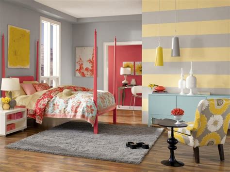 40 Accent Color Combinations To Get Your Home Decor Wheels