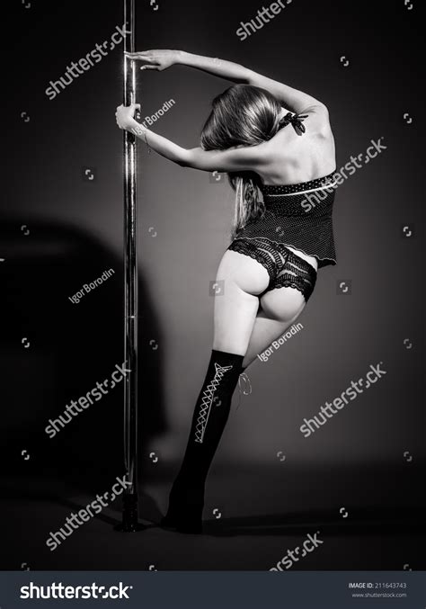 Sexy Pole Dancer Performing On Stage Stock Photo Edit Now 211643743
