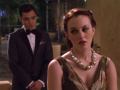 8 Relationship Lessons You Can Learn From Gossip Girl According To A
