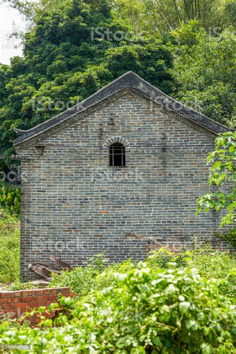 Old Folk Houses In Ancient Chinese Villages Stock Photo Download