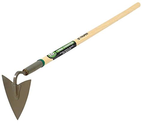 Types Of Garden Hoes You Need And Which One Is The Best For Your Yard
