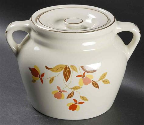 Jewel Tea Autumn Leaf Hall China Autumn Leaf 225 Quart 2 Handled Bean