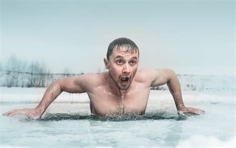 Winterschwimmen Ist Positiv Für Die Gesundheit Schweizer Hausapotheke