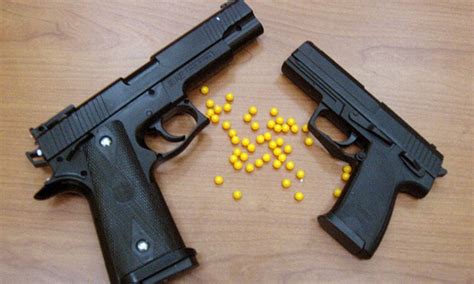 El Congreso aprueba prohibir juguetes replicas de armas de fuego