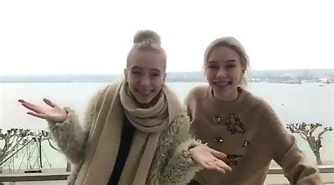 Lisa And Lena Musically Musical Ly Lena Twins People Gemini Twin