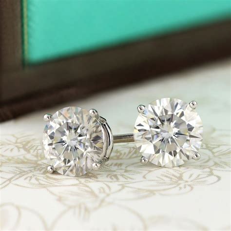 Part Two The Best Setting For Your Diamond Studs Diamond Studs News