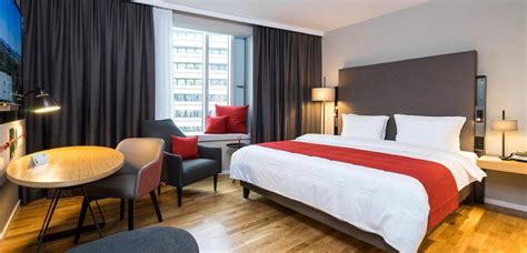 The property has connecting/adjoining rooms, which are subject to availability and can be requested by contacting the property using the number on the booking confirmation. Hamburg meine Perle: 2 Tage im top 4* Holiday Inn inkl ...