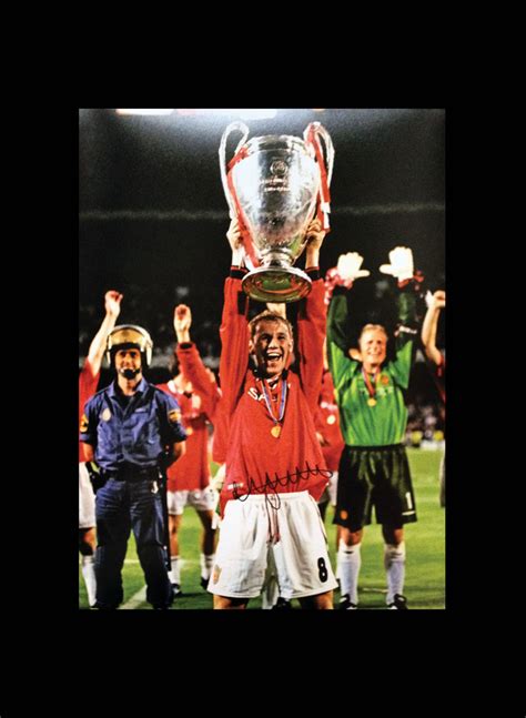 Maglia manchester united finale champions league 1999. Nicky Butt Signed 1999 Champions League Final photo - All ...