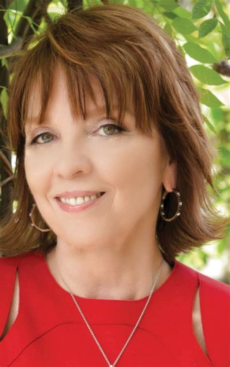 Nora Roberts A Look At The Life Of The Prolific Romance Author Hubpages