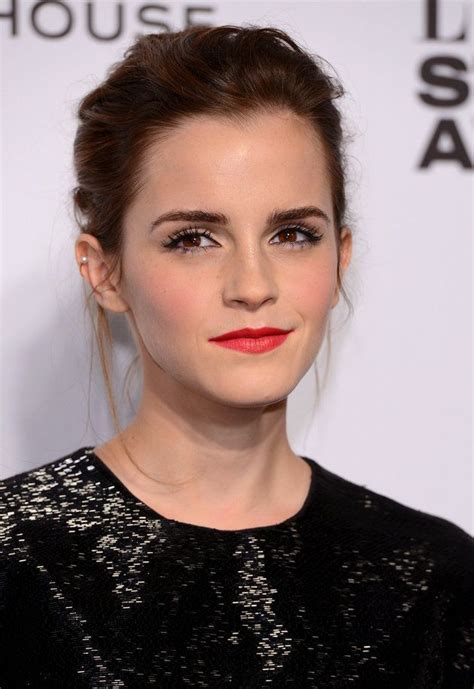 Emma Watson S New Haircut Proves She Can Pull Off Just About Anything Huffpost Alex Watson