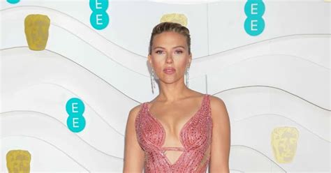 Scarlett Johansson Bares Curves In Pink Atelier Versace At The 2020 Baftas