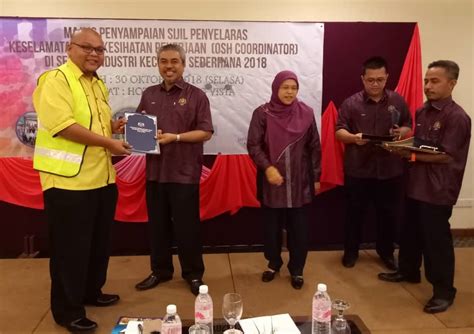 #2 best value of 182 places to stay in kuala terengganu. OSH-Coordinator Certificate Awards - Tanjung Vista Hotel ...