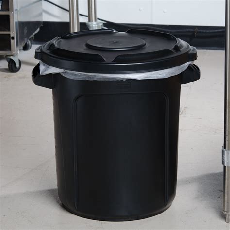 Rubbermaid Brute 10 Gallon Black Executive Round Trash Can And Lid