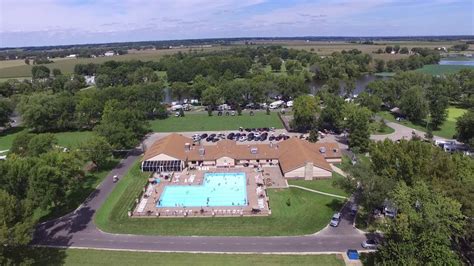 Sunset Lakes Resort Hillsdale Il Youtube