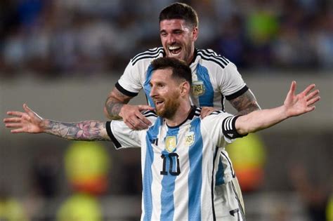 Lionel Messi Fires Home 800th Goal As Argentina Beat Panama