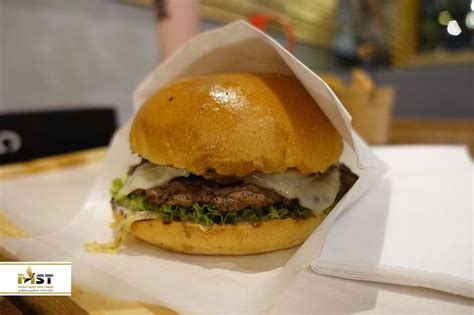 Making the world a happier place, one burger at a time. بهترین برگرهای کوالالامپور را در این ۸ رستوران میل کنید ...