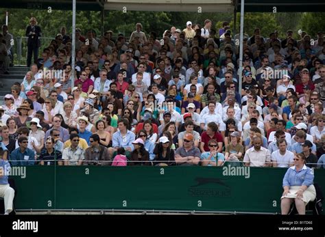 Championship Tennis Wimbledon Crowd Spectators Stock Photo Alamy