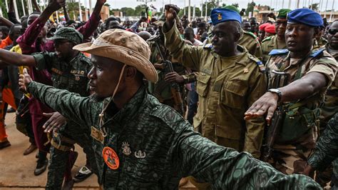 Few Options On Niger Crisis For West African Leaders The New York Times