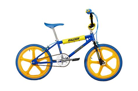 Raleighs Iconic 80s Mk1 Super Tuff Burner Bmx Is Back Lootrunners