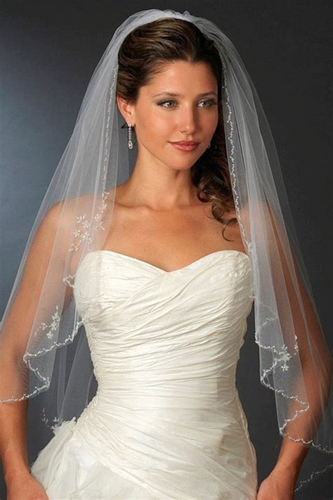 Beautiful Beaded Edge Wedding Veils V Usd Eppn Lqnk Elleprom Com Wedding Dress