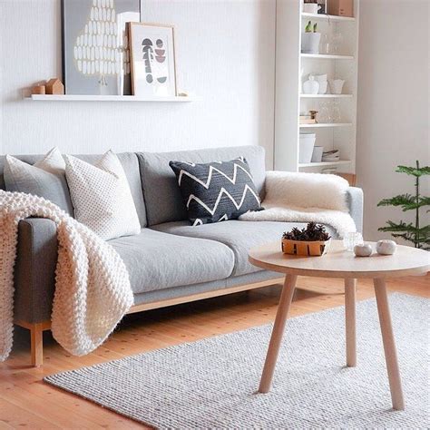 Beautiful Small Space Living Room Decoration Ideas22 Sweetyhomee